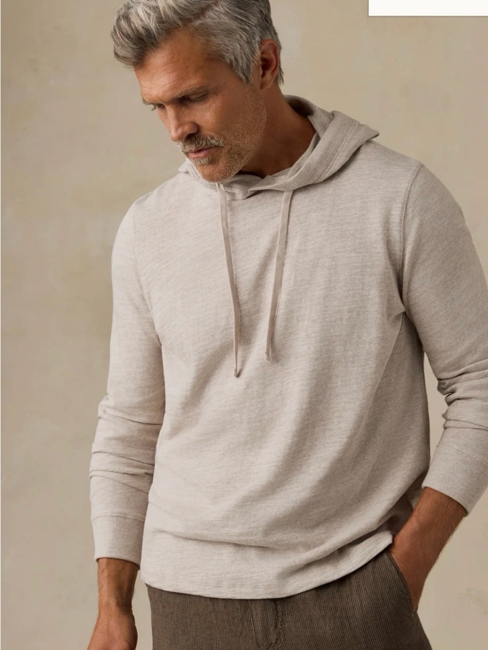 Faherty men’s sunwashed organic cotton Lightweight Hoodie Sweater - Cream XXL